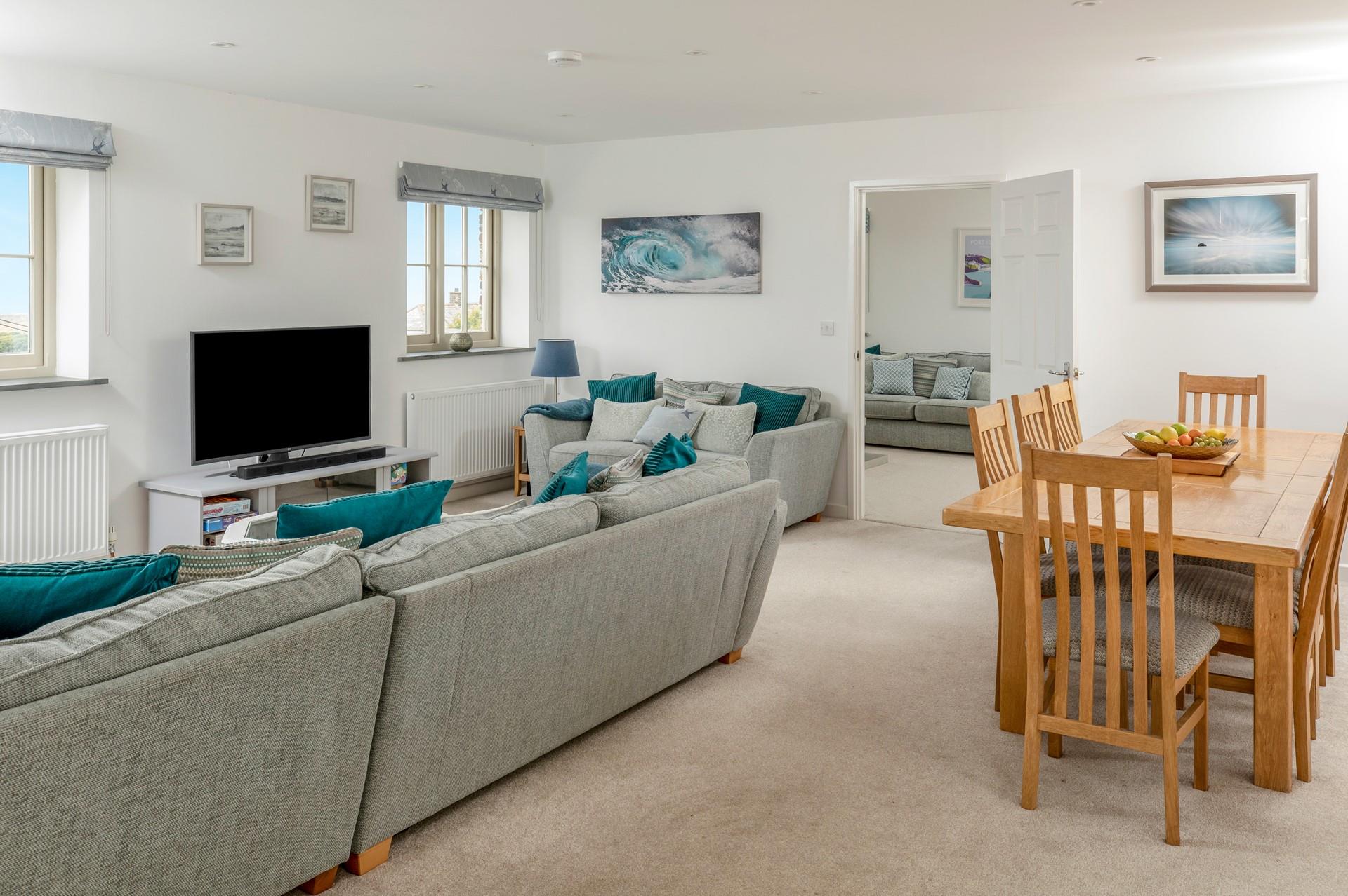 Curl up after a busy afternoon of beachcombing and coastal walking.