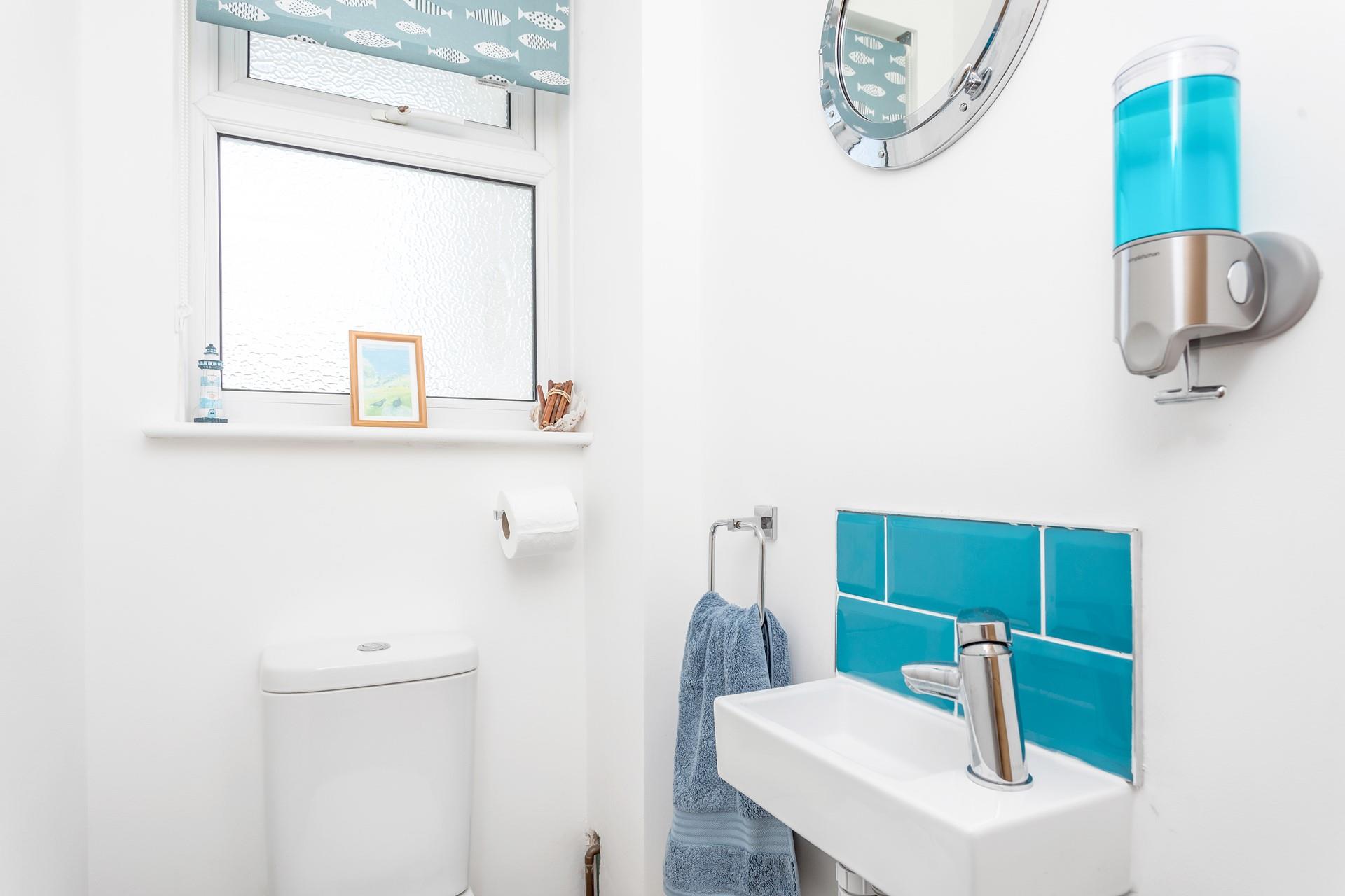 Start your day with a hot shower and get ready to explore the quaint streets of Mevagissey.