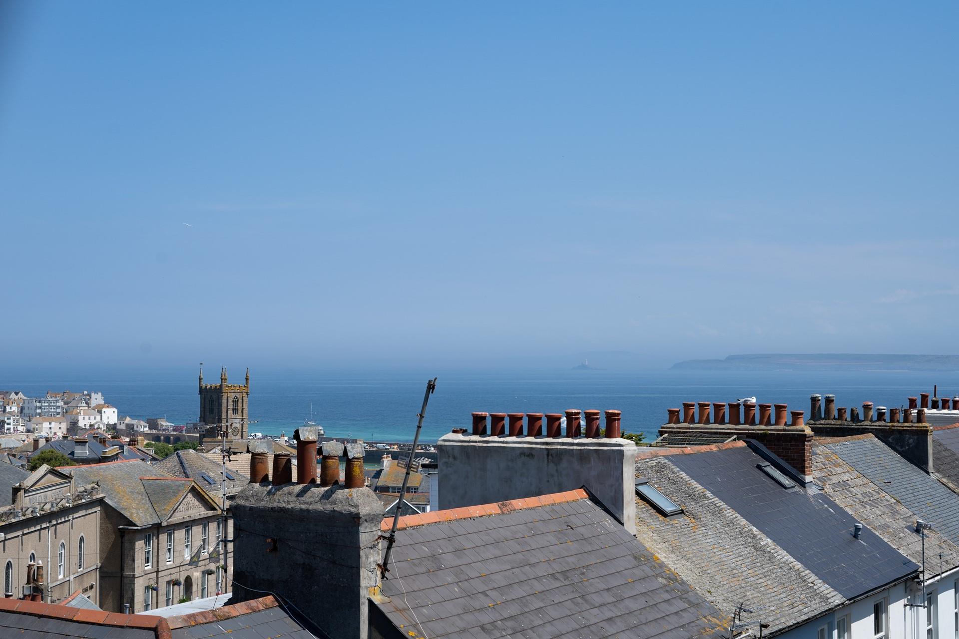 Located in the centre of St Ives town you are close to everything you need, but also far enough from the hustle and bustle.