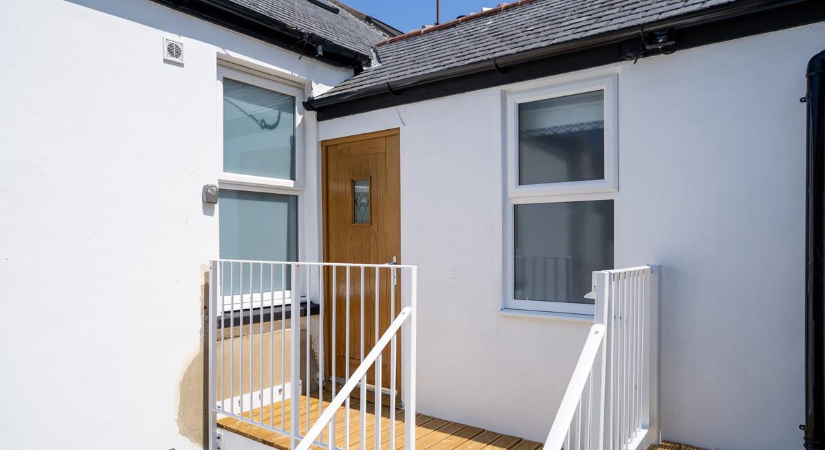 If you are an art fan, take a trip to the Tate St Ives.