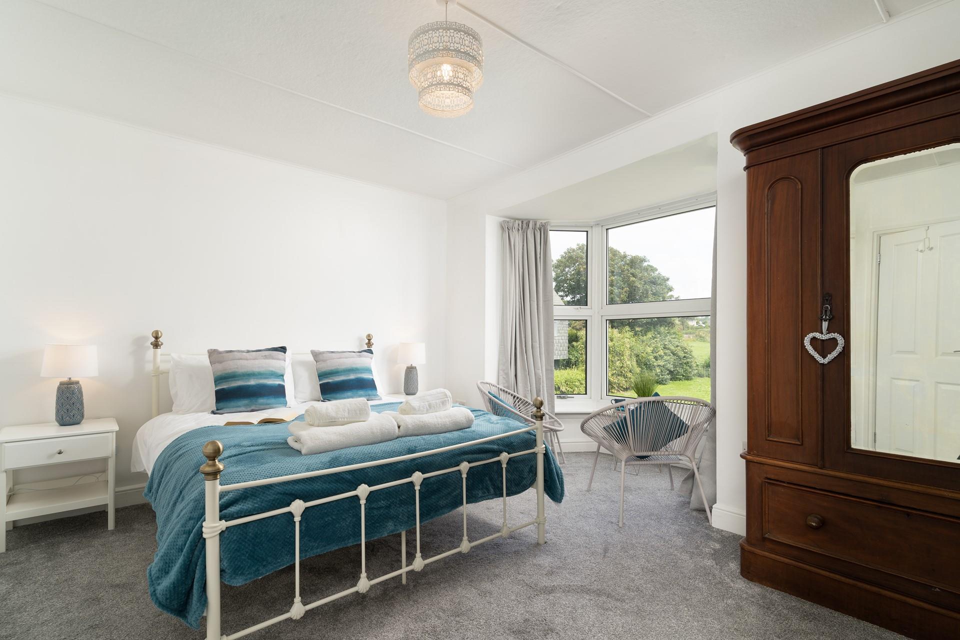 More beautiful blues, accompany beautiful views, in the master bedroom.