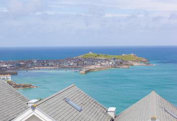 8 The View is perfectly located away from the hustle and bustle but close enough to explore St Ives.