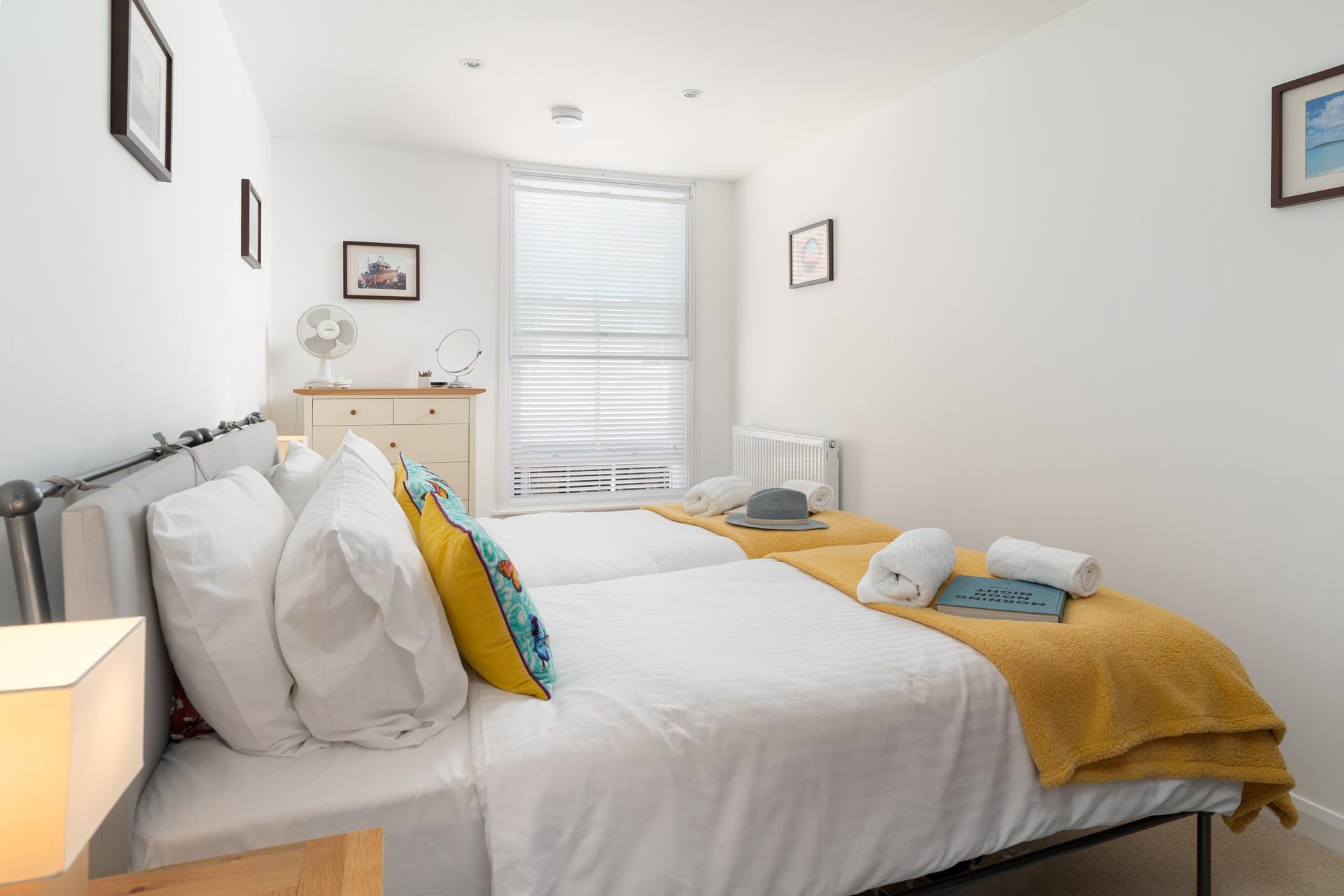 Mermaid's Rests guests can benefit from the use of both bedrooms.