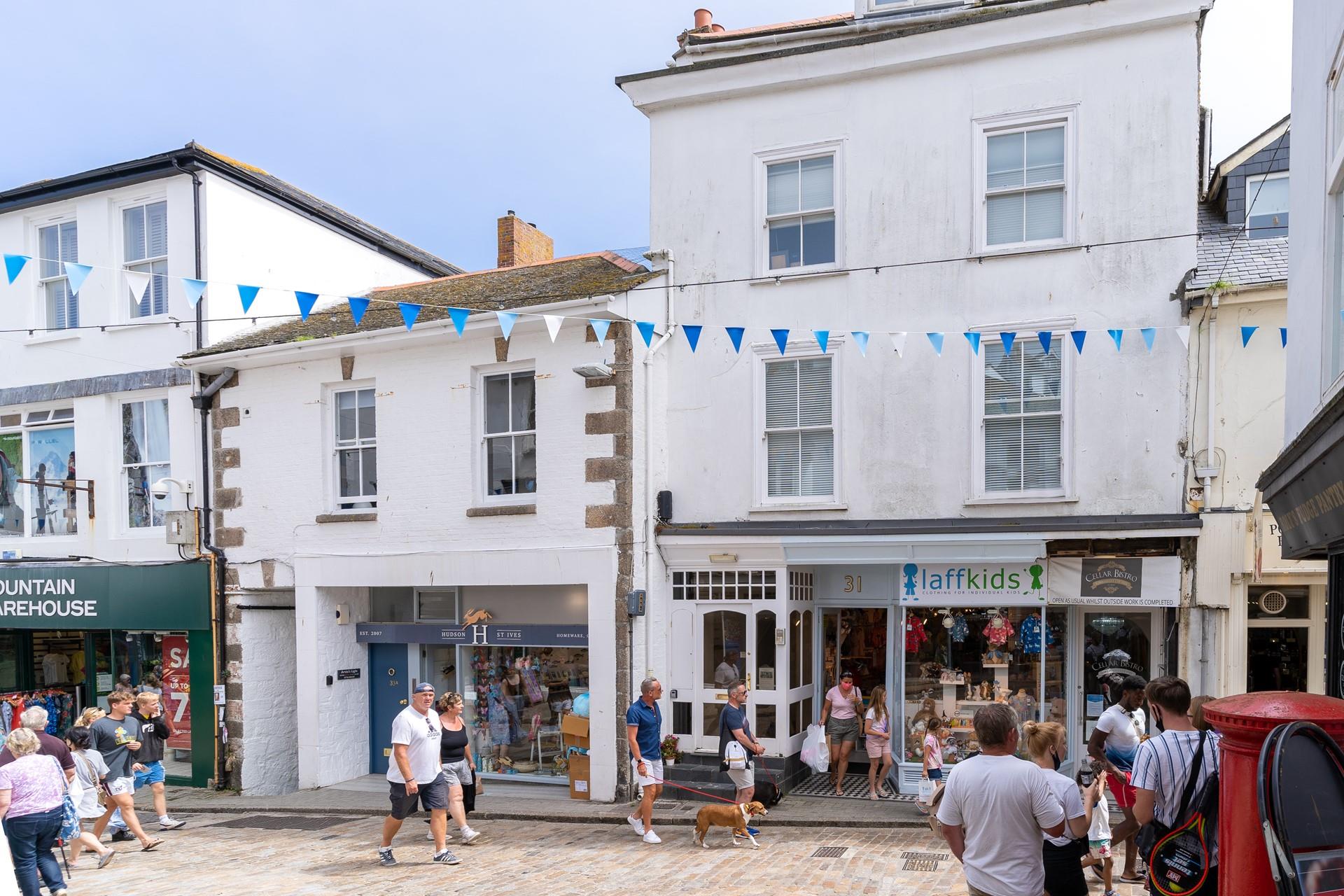 There are lots of shops to explore for all your souvenirs.