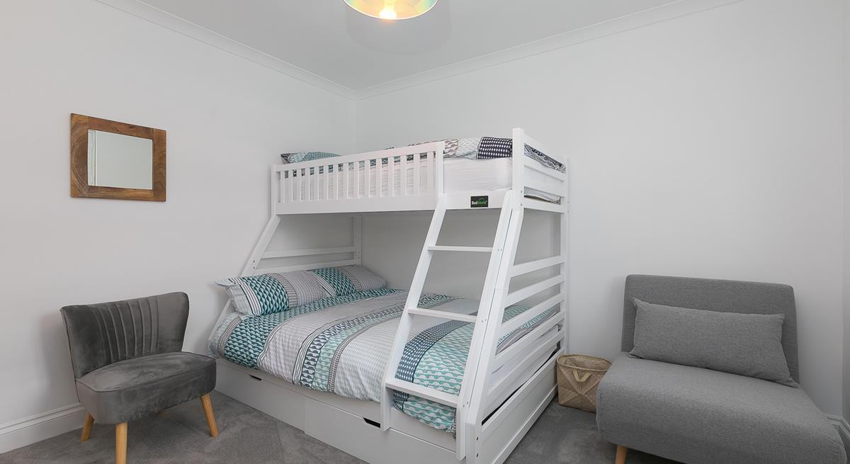 Sleeping 6, this contemporary house is perfect for a family-friendly getaway.