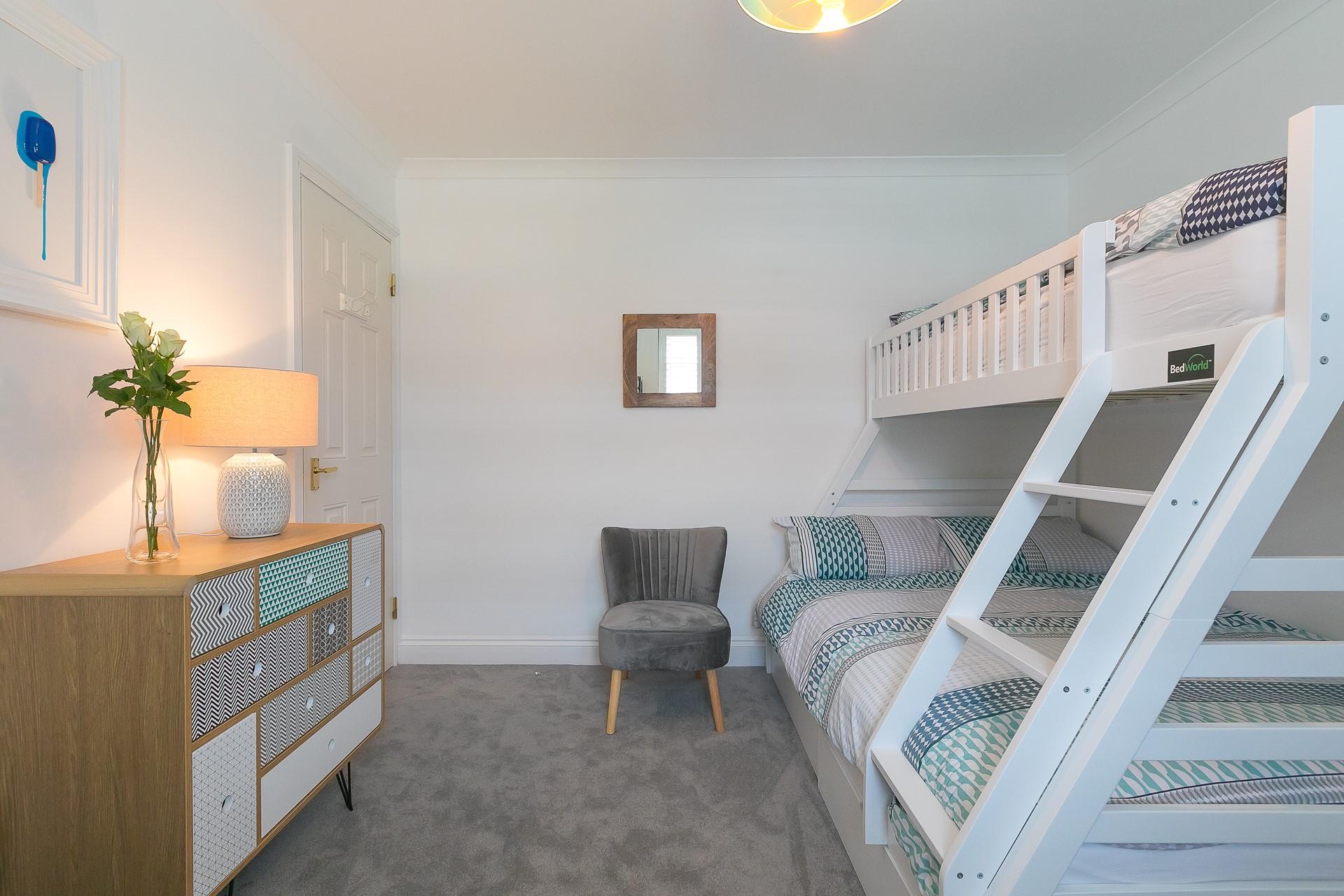 Park the car and forget about it for the week, everything you need is within walking distance.