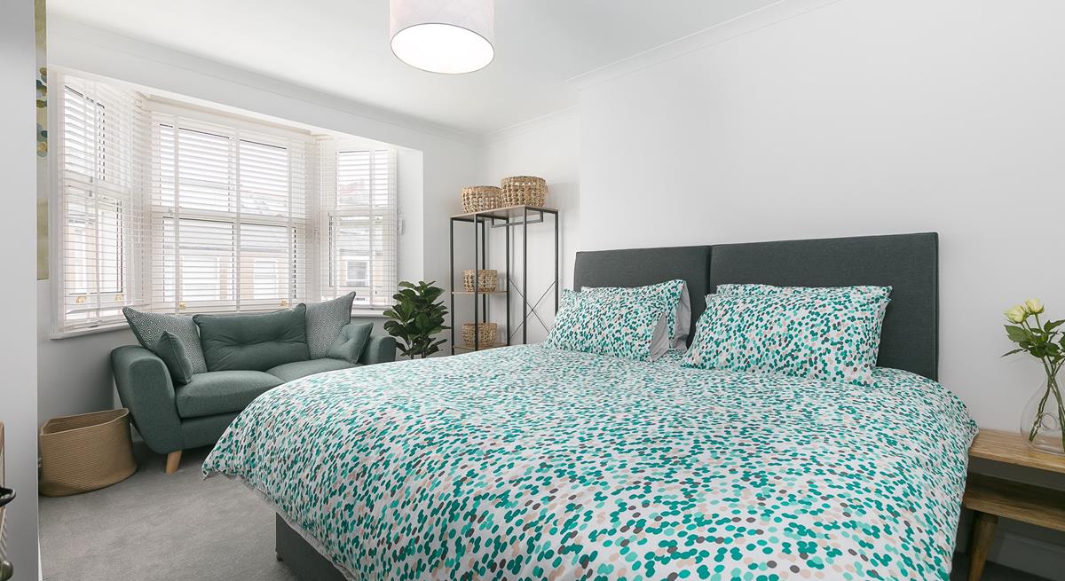 After spending your days soaking up the sun, you will sleep soundly in your super king bed.