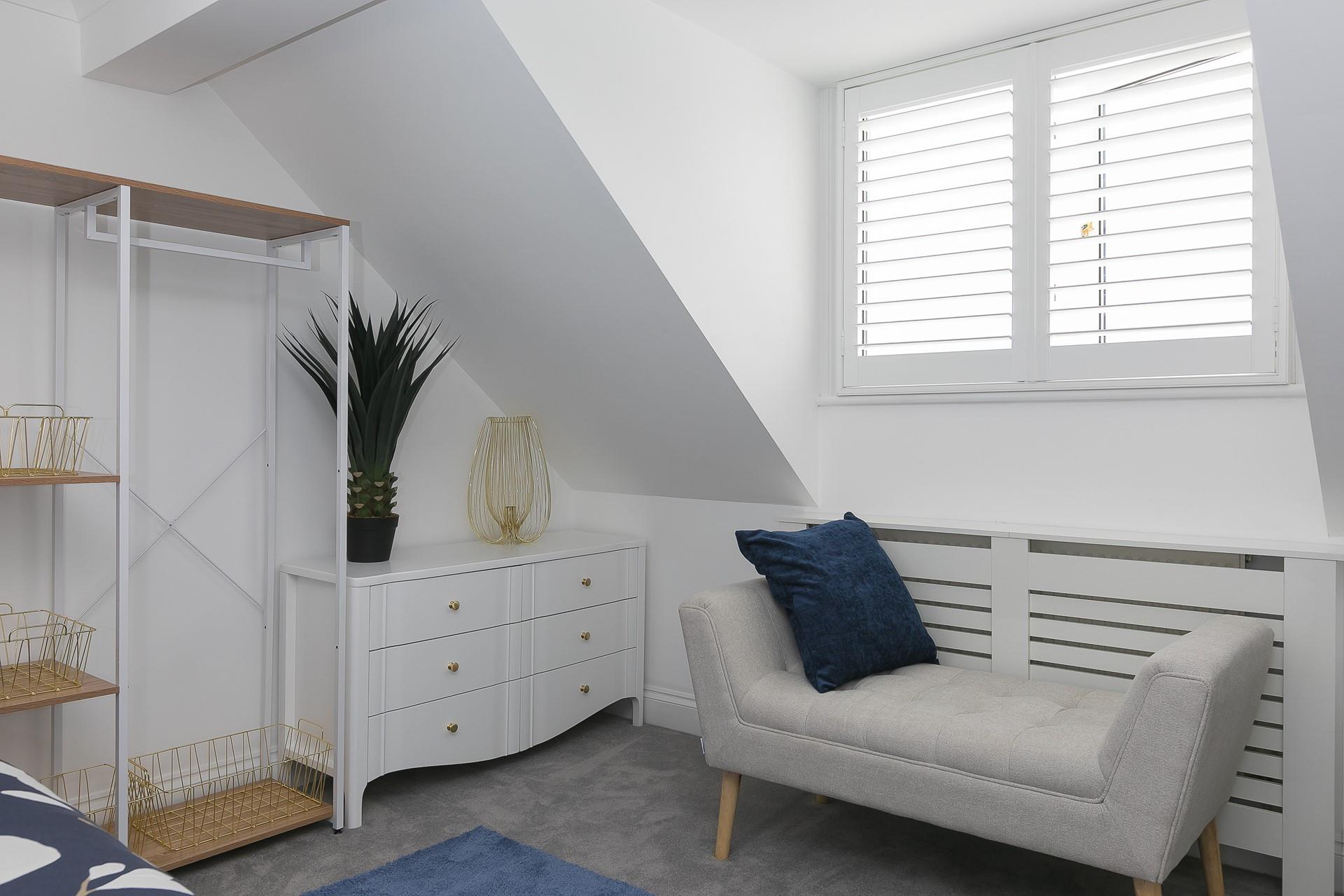 As it starts to go chilly outside when the sun goes down, come inside and snuggle up in your cosy bedroom.