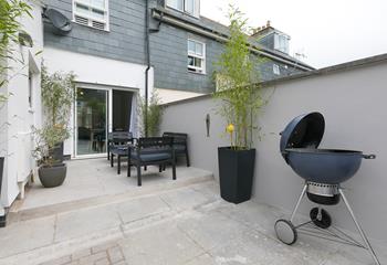 Come back from the beach and light the BBQ for an evening of alfresco dining.