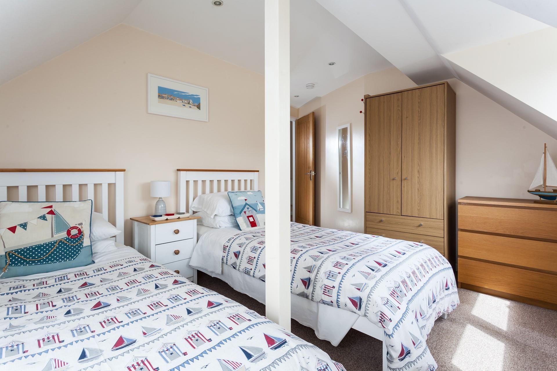 There is ample wardrobe space for all your holiday clothes.