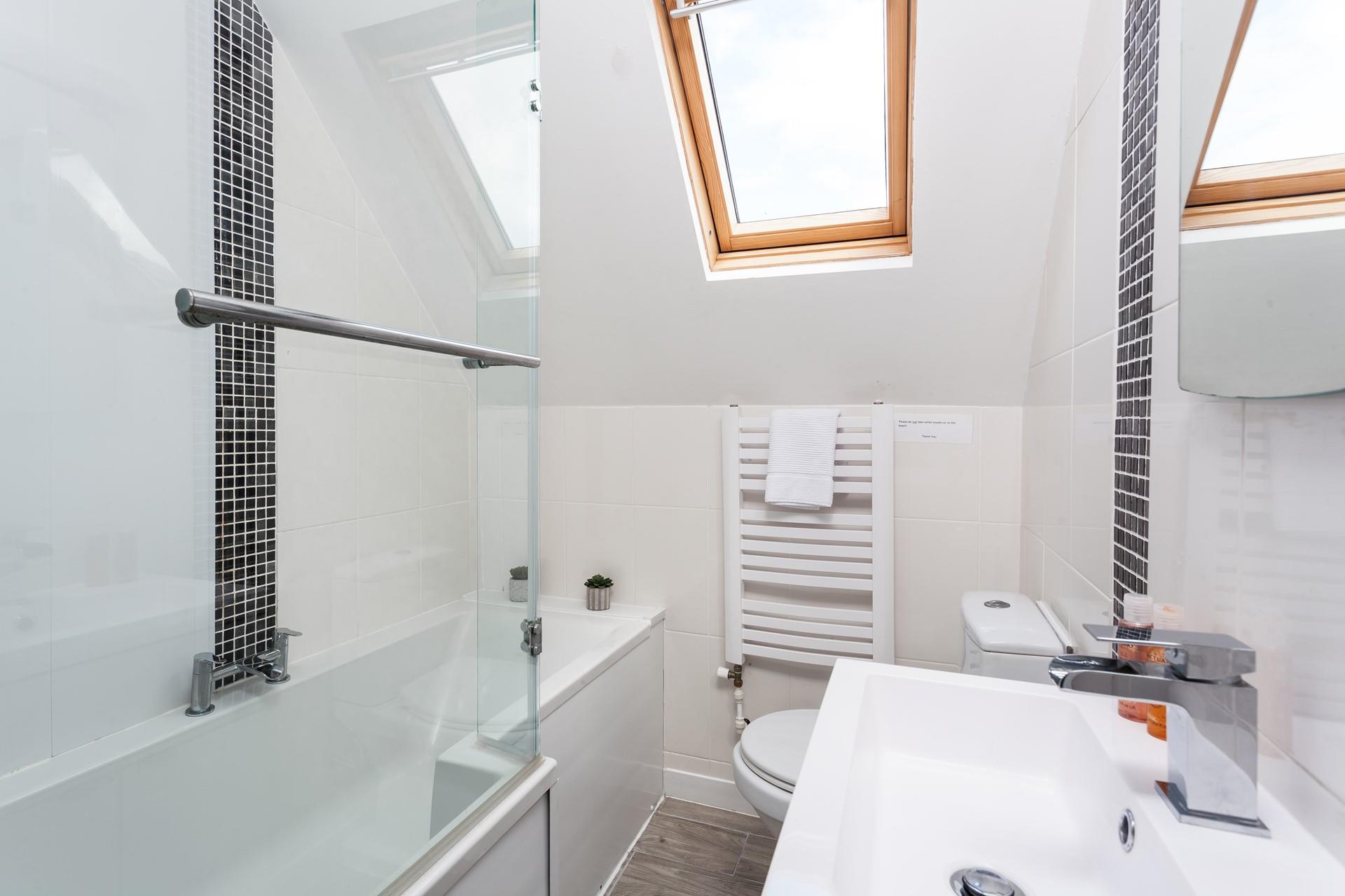 After a day walking the Cornish coast path, sink into your tub and enjoy a bubble bath. 