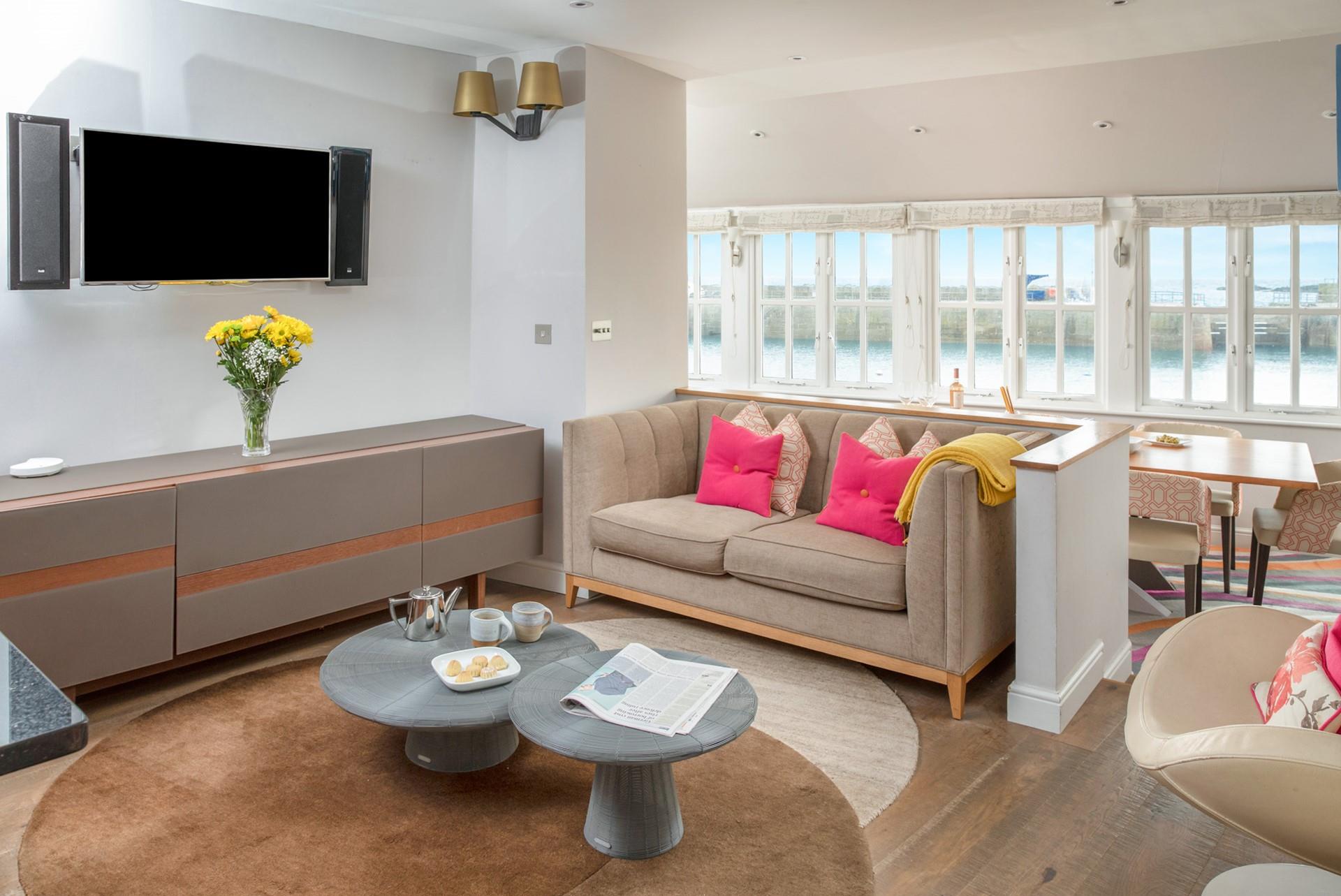 Dine together with incredible harbour and sea views.