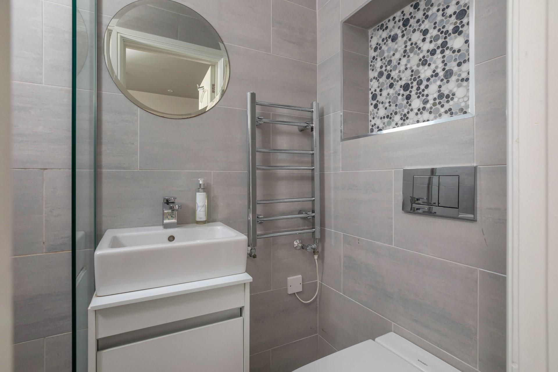 Start the day with warm fluffy towels from the heated rail.