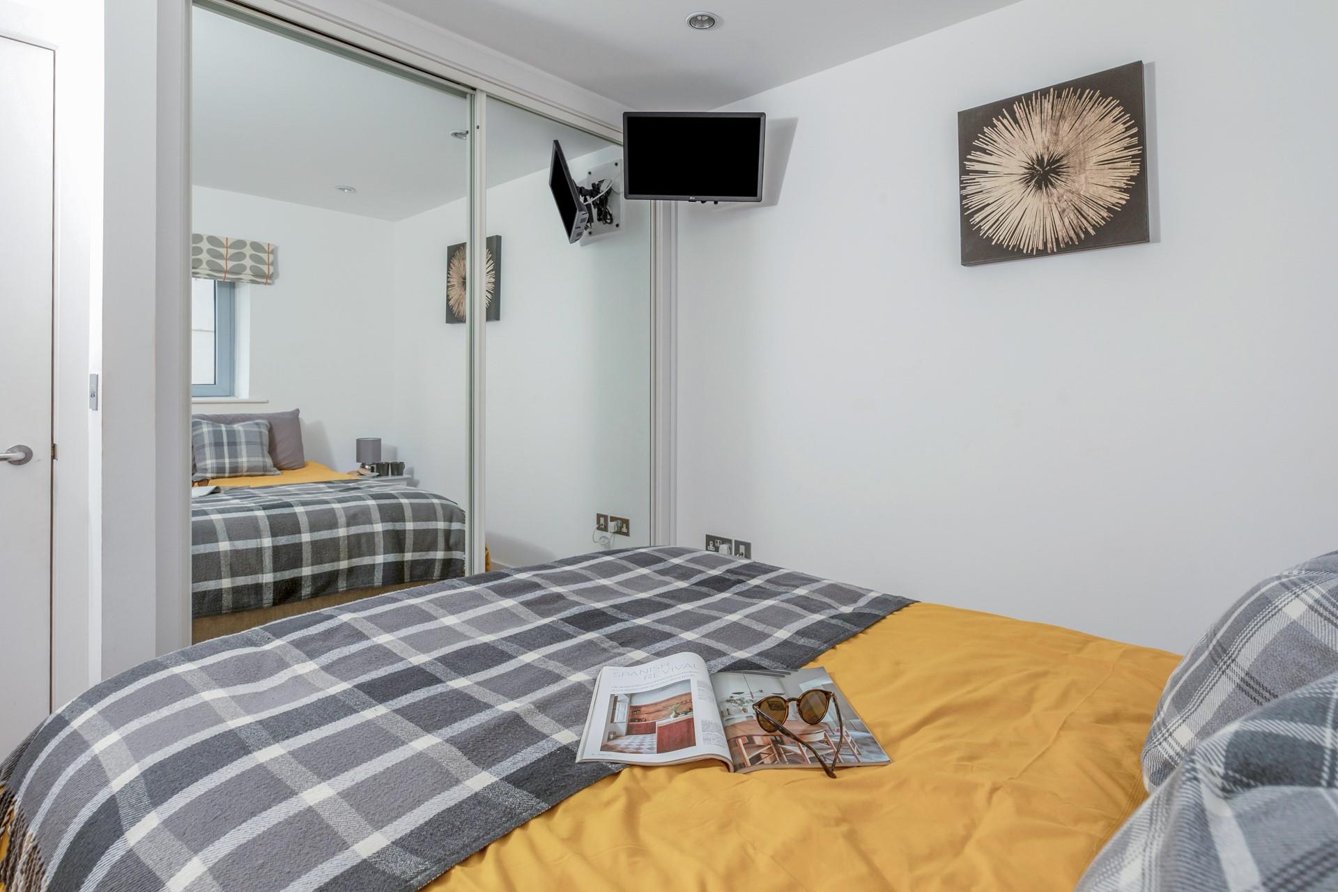 You'll find plenty of space for storing your holiday essentials.