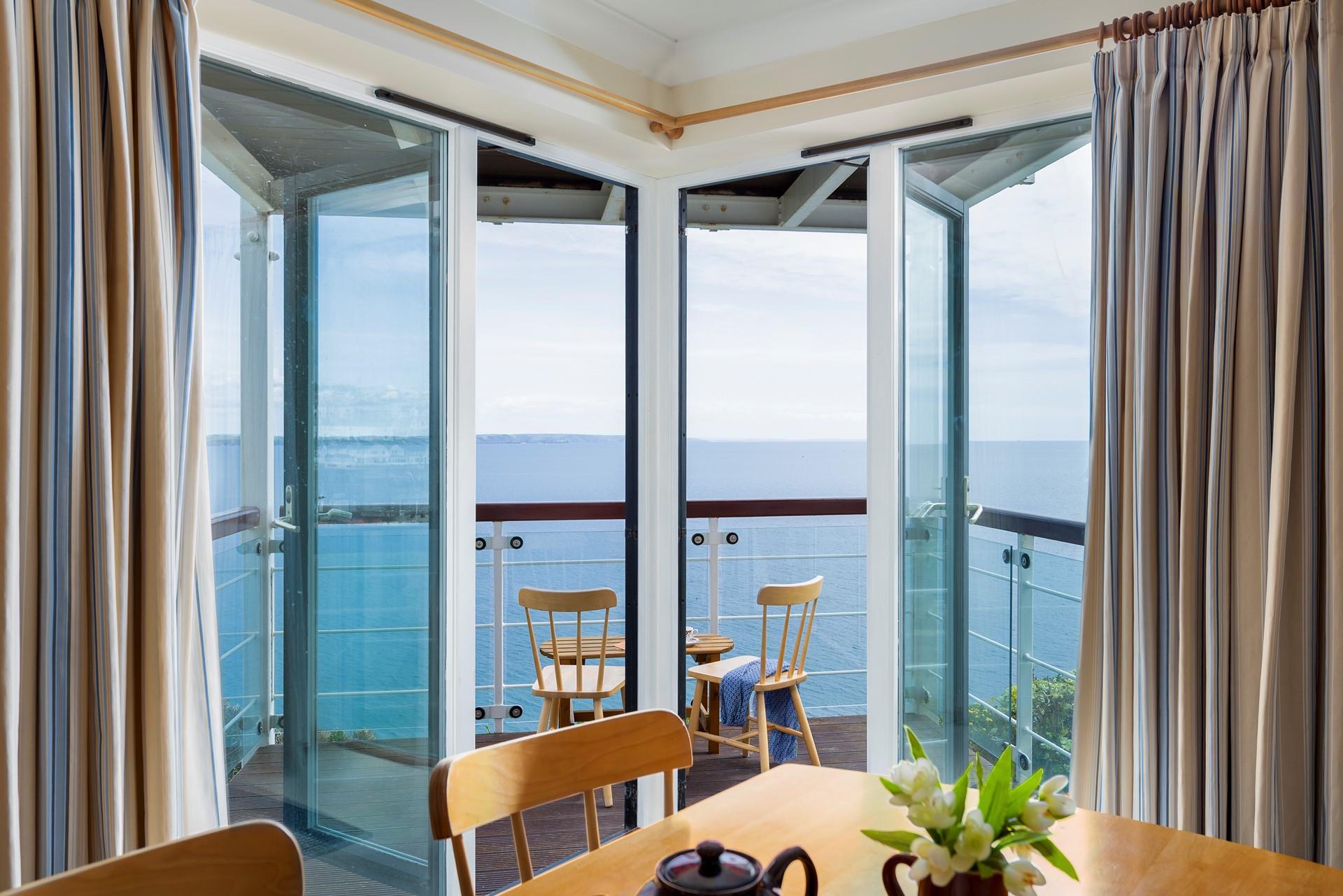 Wander out to the balcony and sip your morning cuppa with the sea as a backdrop.