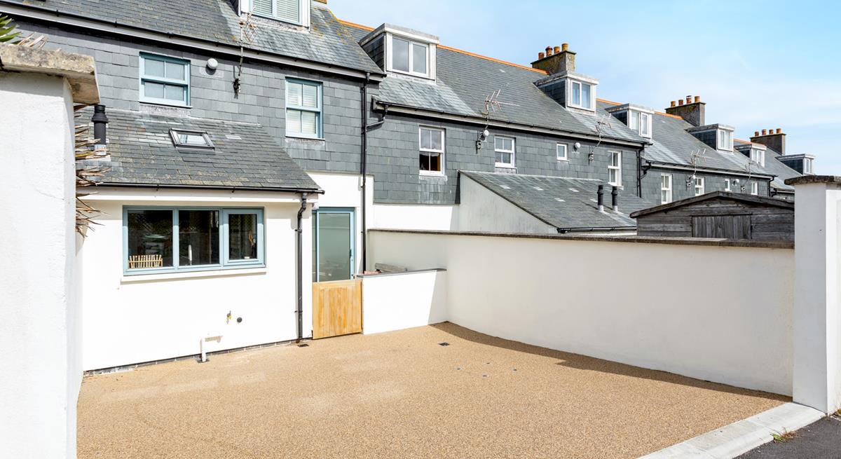 Park the car and forget about it for the week as you explore St Ives on foot.