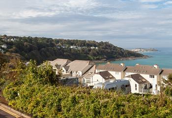 Take a short stroll down to the golden sands of Carbis Bay.