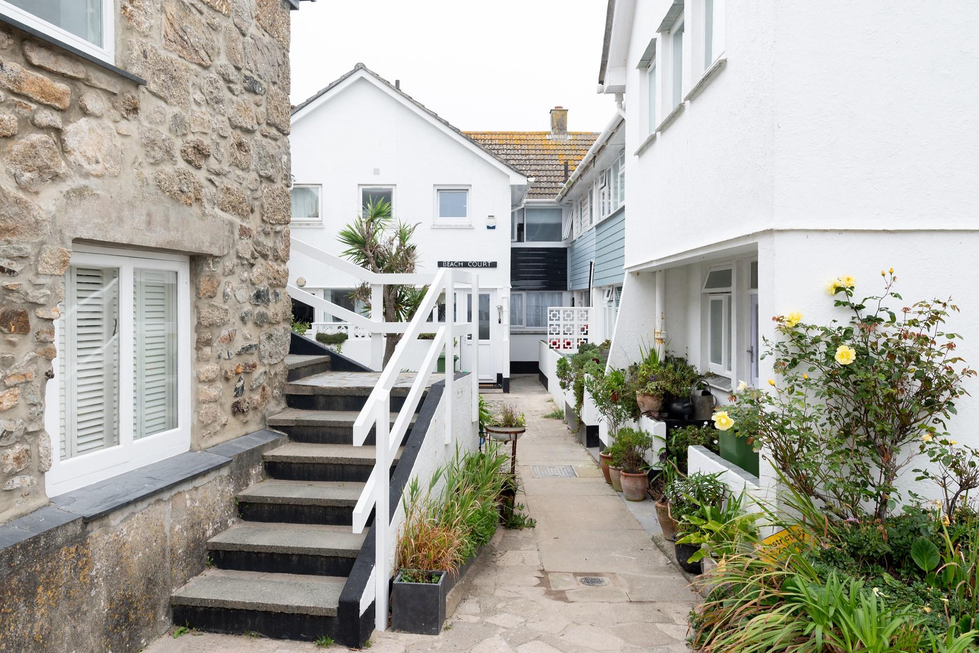 Explore the quaint streets of St Ives and make lasting Cornish memories.
