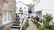 Explore the quaint streets of St Ives and make lasting Cornish memories.