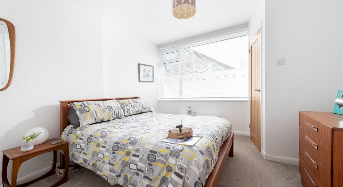 Fore Street is just a short stroll away for all your shopping needs, it is full of local businesses selling Cornish goods.