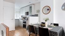 The dining table is the perfect place to eat your dinner whilst looking out at the stunning St Ives Bay.