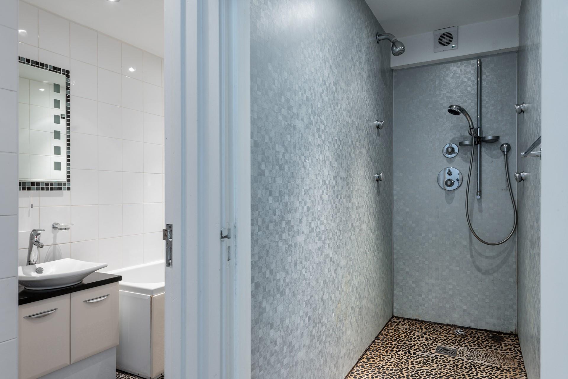 Choose between a bath or an invigorating shower to start the day.