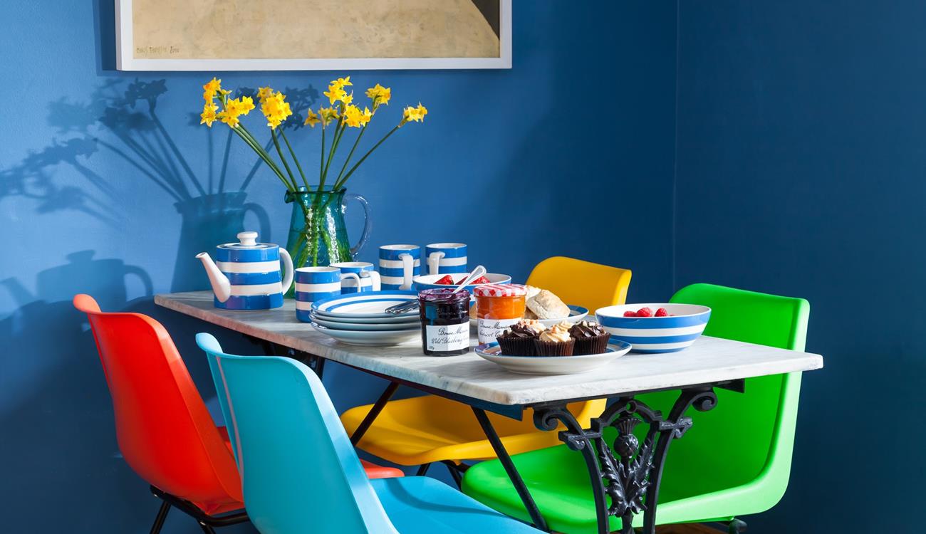 Enjoy a hearty breakfast full of local produce to set yourself up for a day exploring Cornwall.