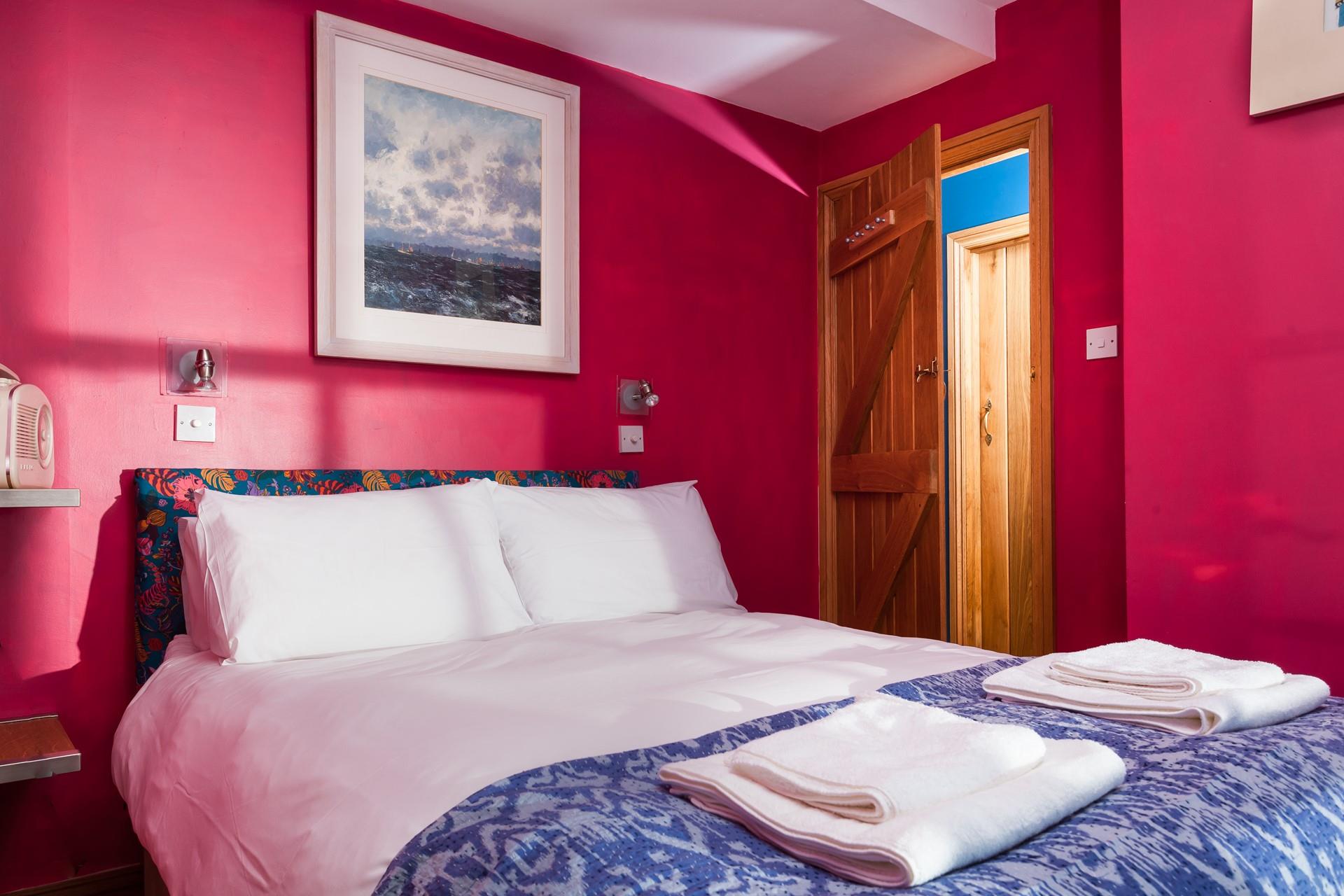 Sink into your cosy double bed and drift off for a dreamy night's sleep.