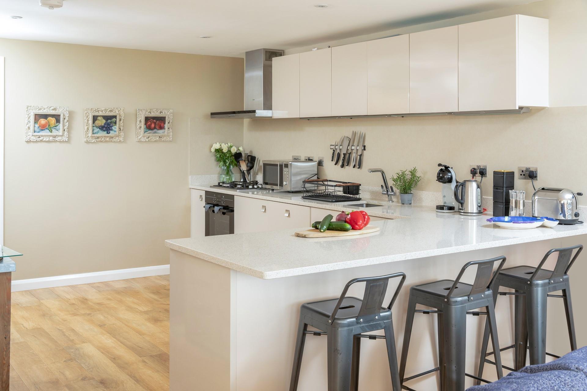 Plan the day's events as you grab breakfast and morning coffee around the breakfast bar.