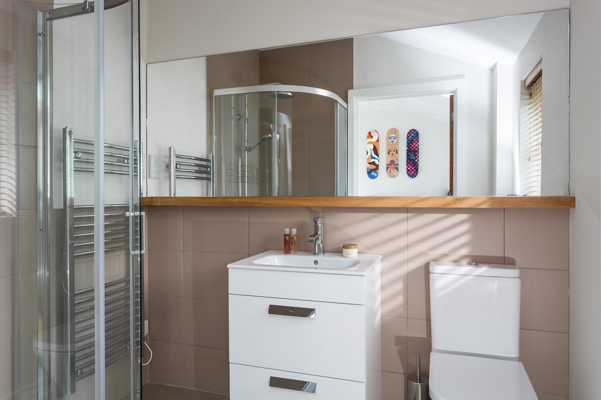 Wash off your sandy toes and salty hair in the shower.