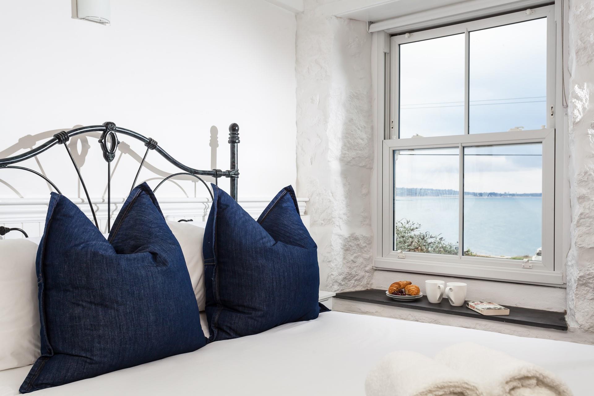 Sink into the soft sheets of the double bed and drift off for a peaceful night's sleep.