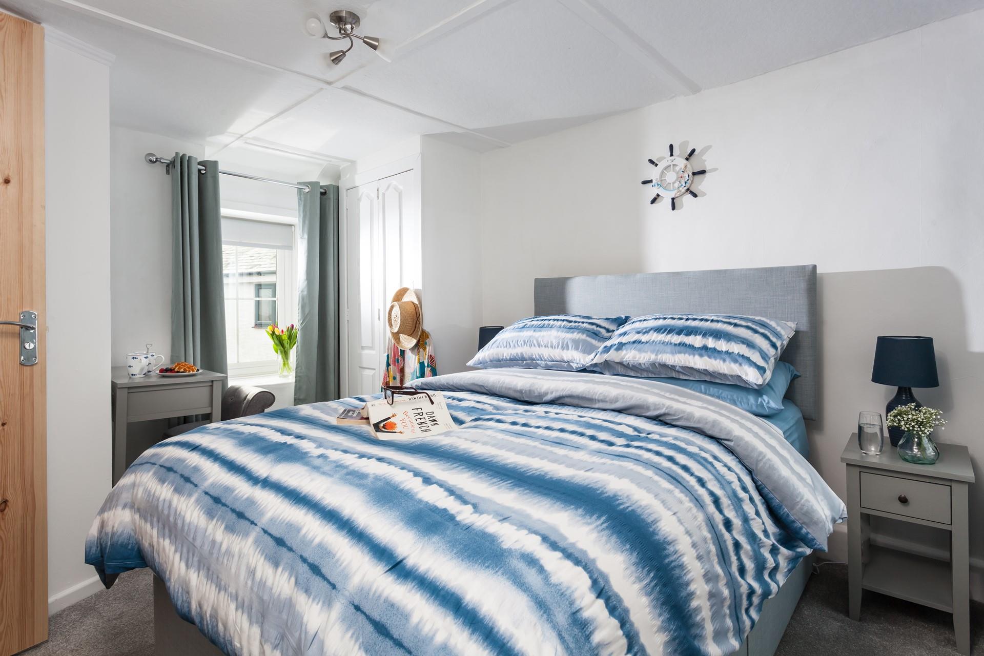 With windows at the front and rear of the property, you always have beautiful morning or evening light.