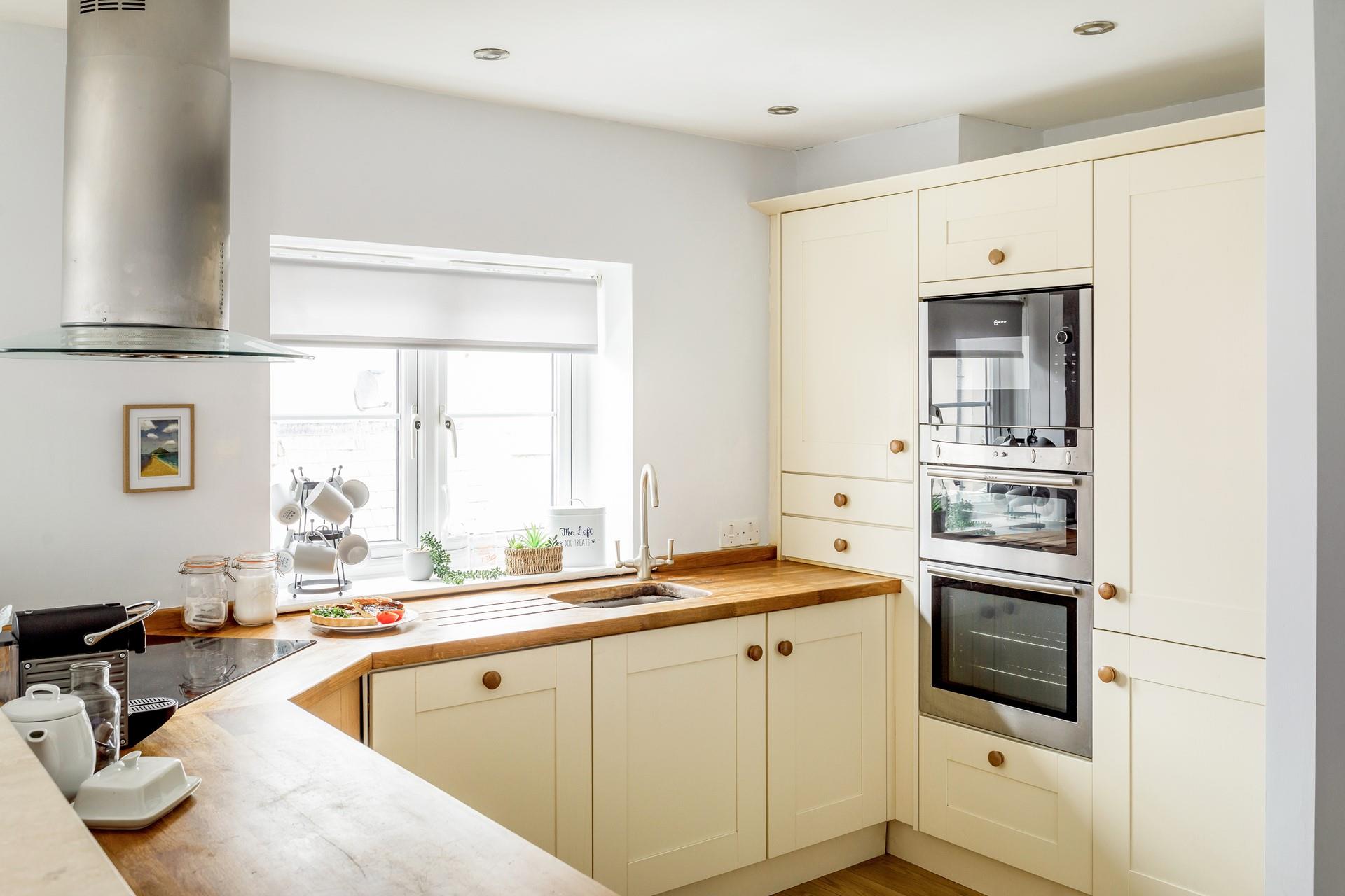 Cook a delicious meal or opt for a takeaway, you are on holiday after all!