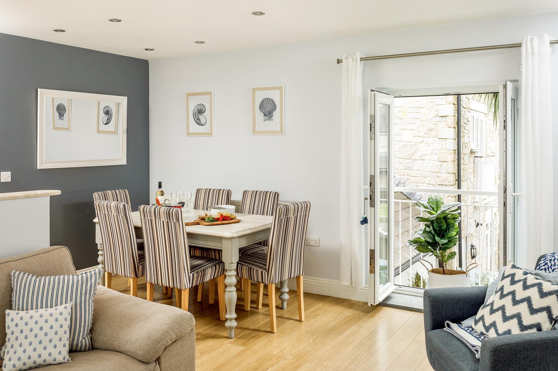 Let the fresh air in whilst you enjoy a hearty breakfast.