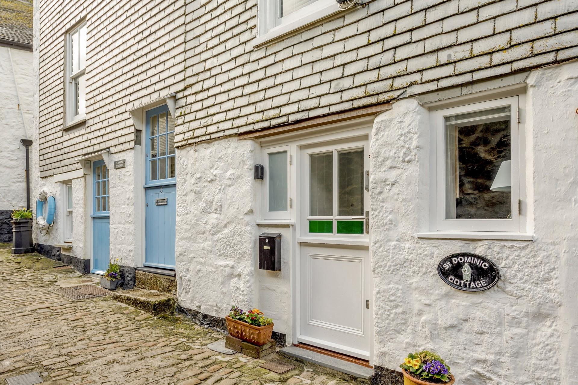 Nestled in the heart of St Ives, you are just a stone's throw away from all the beautiful beaches of St Ives.