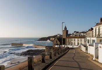The iconic clock tower and bustling harbourfront are a stone's throw away.