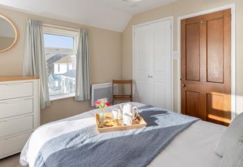 There's plenty of space for storing your holiday wardrobe!