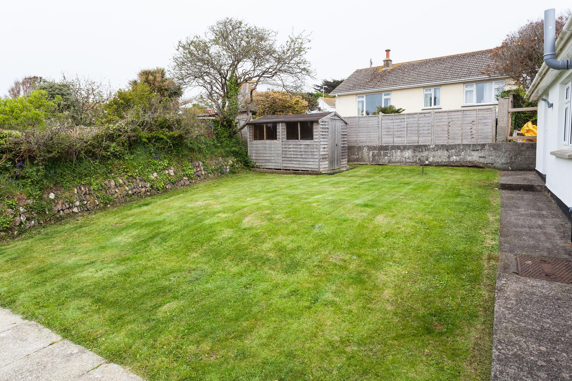 Let your furry friends and children play in the enclosed garden.