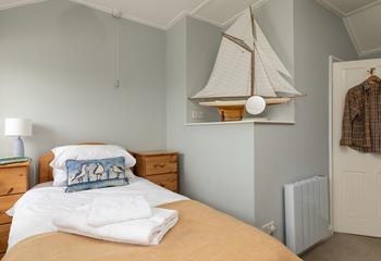 We love the nautical decor!