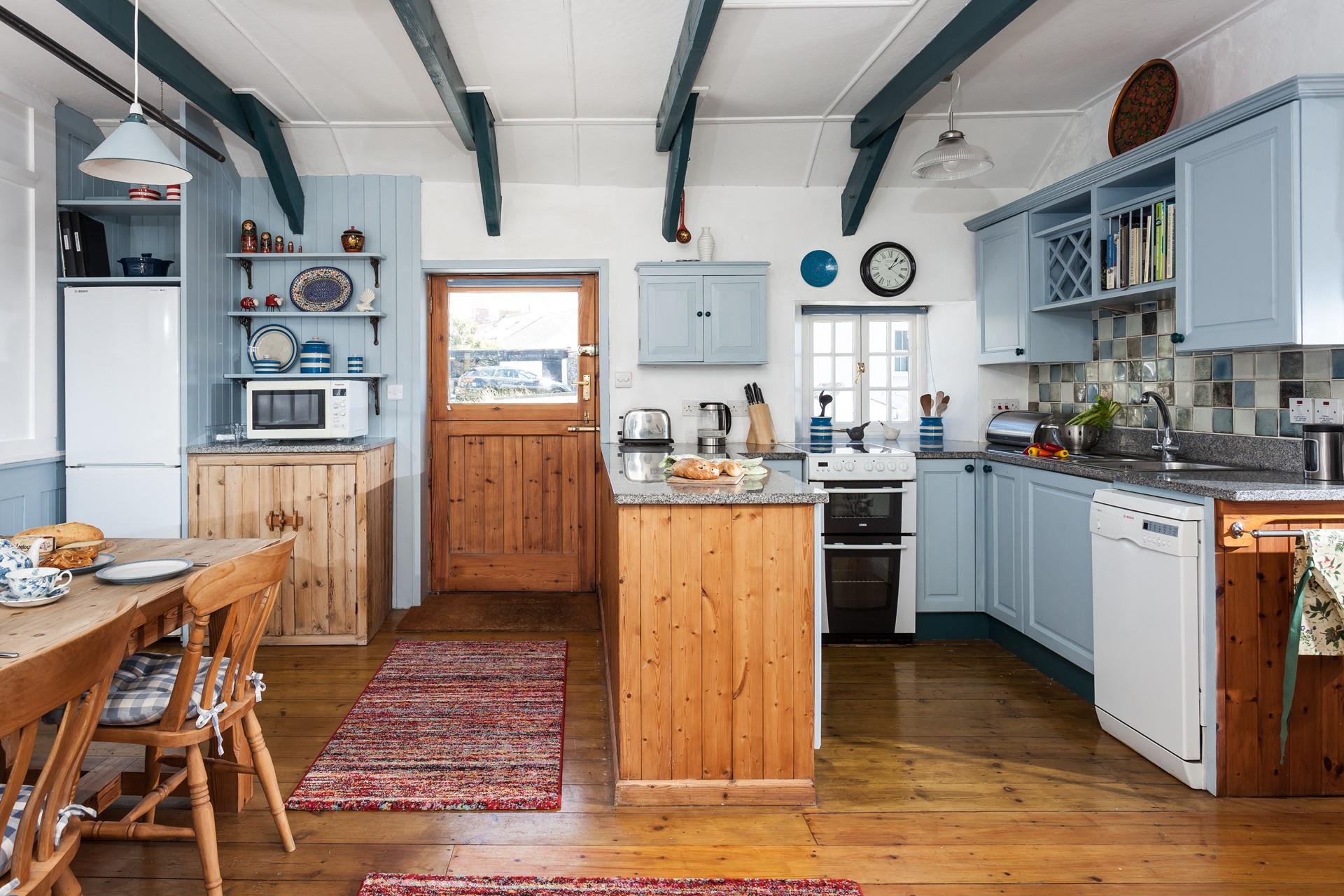 Spend your days exploring tiny fishing villages and bringing back fresh fish for delicious dinners.