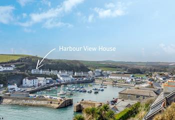 As the name suggests, Harbour View House offers amazing views over Porthleven's picturesque harbour.