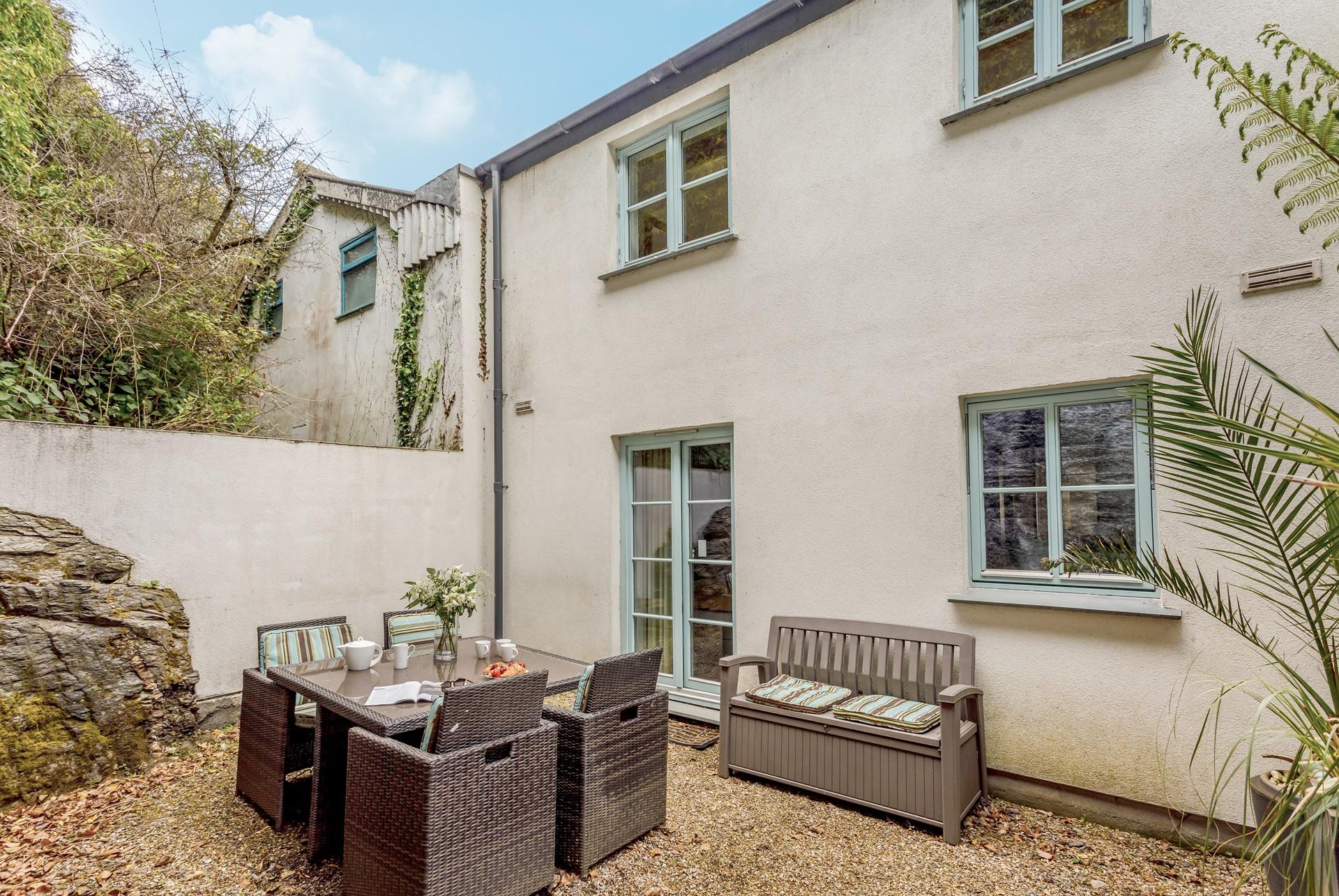 Dine al fresco in the garden area whilst you soak up the sun.