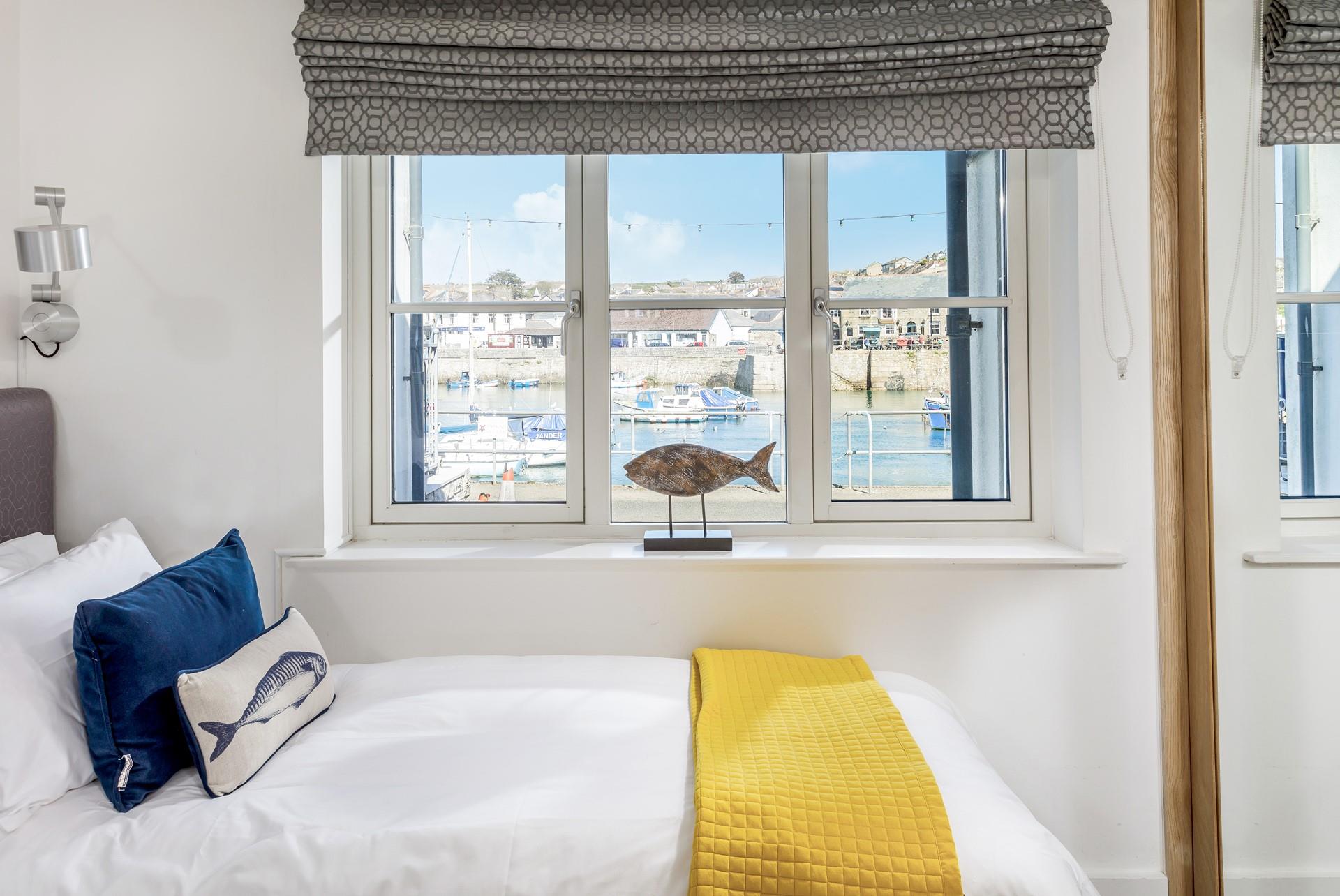 There is ample storage space for all your holiday clothes.