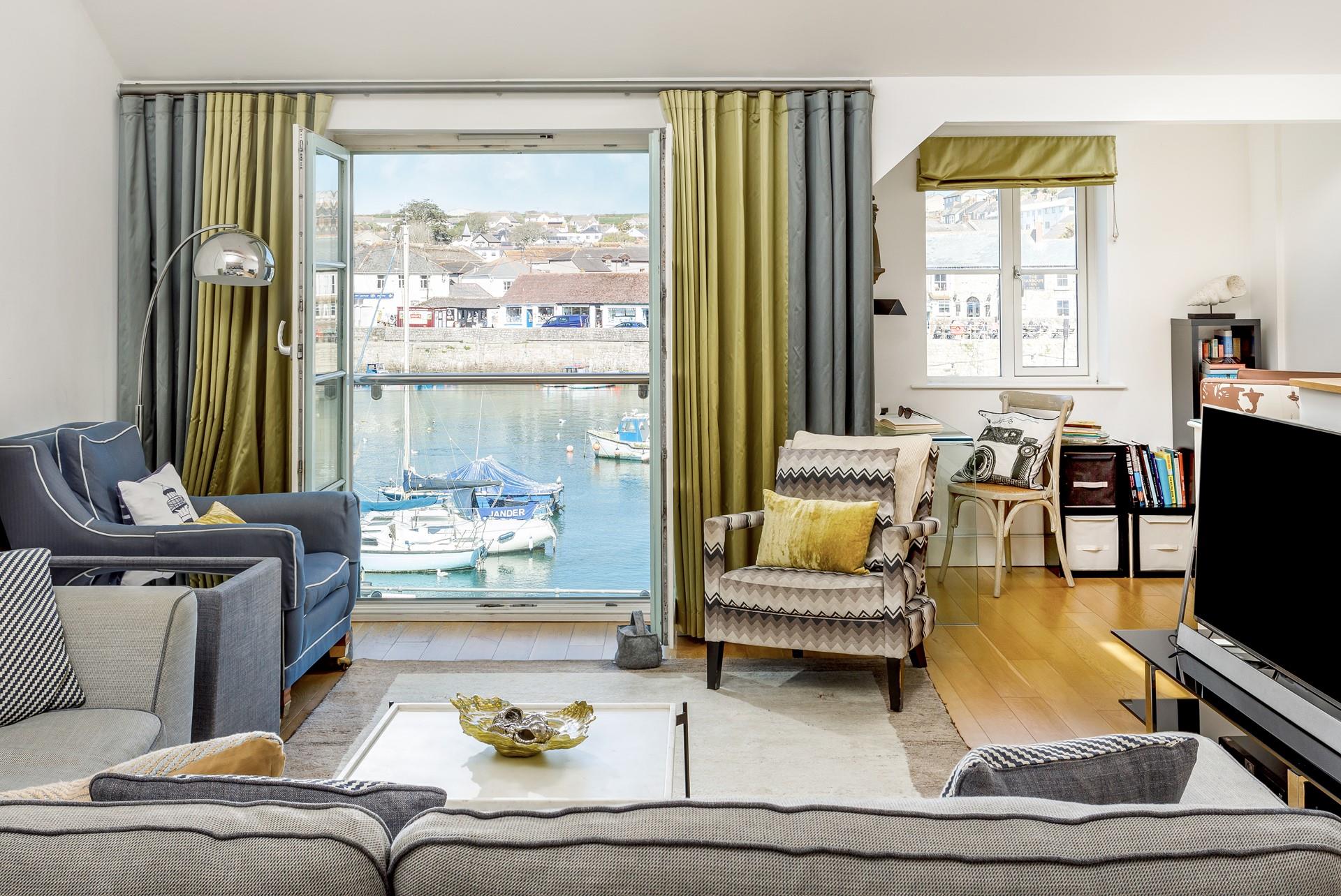 Open the doors to let the fresh sea breeze run through the cottage.