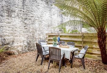 Dine al fresco on balmy summer evenings.