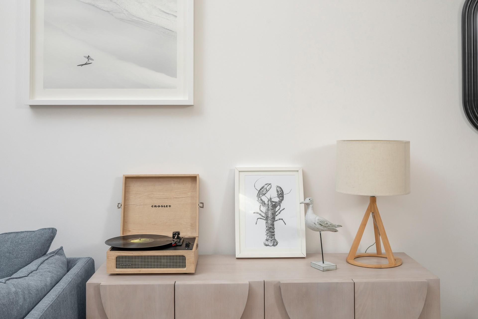 We love the coastal artwork.