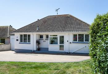 This family-friendly bungalow is in a lovely quiet area with off-road parking.