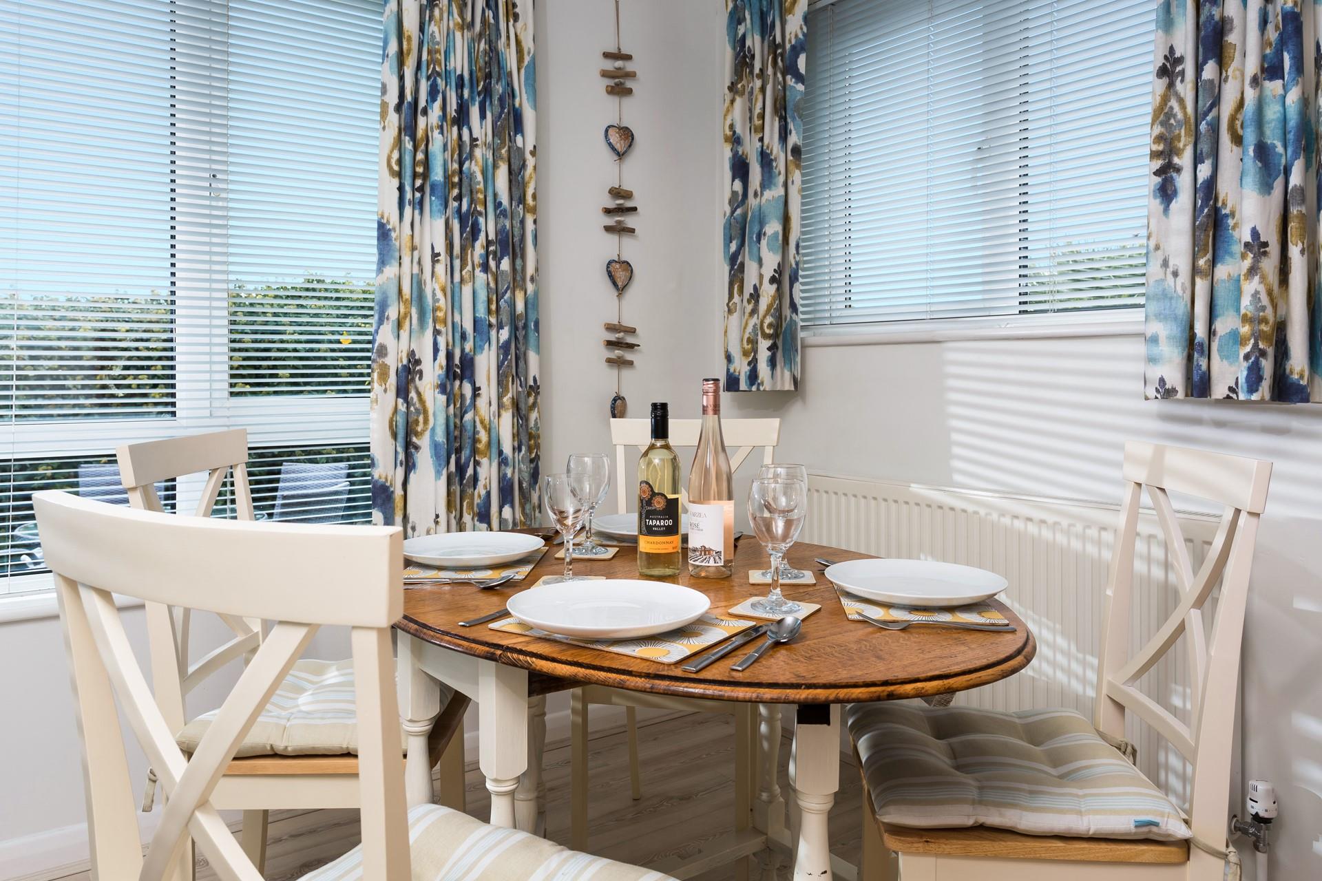 Pour yourself a glass of wine and tuck into a delicious meal.