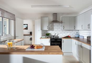 This delightful space is perfect for rustling up some tasty meals. 