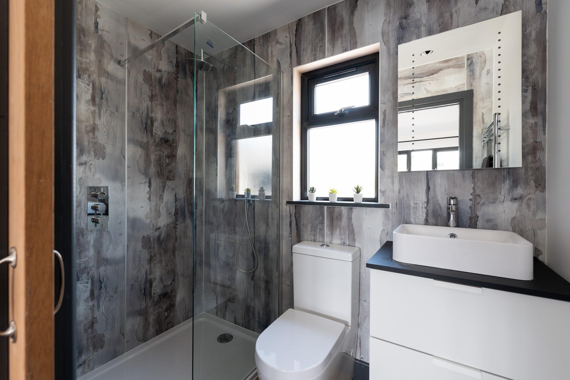 Enjoy a refreshing morning shower to start the day.